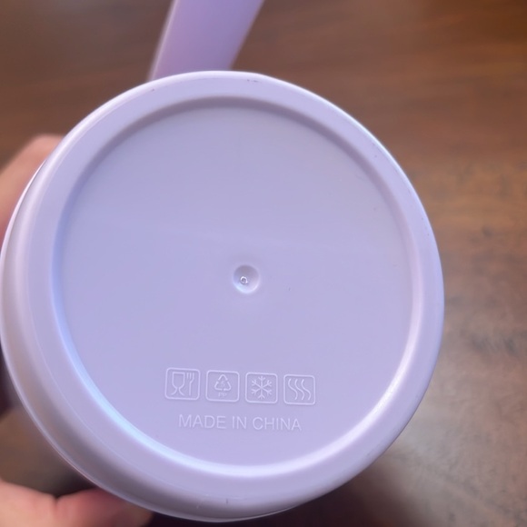 Insulated coffee cup purple. Comes with straw and lid new 450 ml office cup - Picture 7 of 15